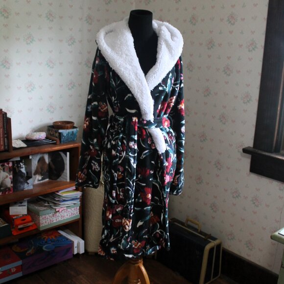 NWT Vera Bradley Cozy Life Hooded Robe, S/M - Picture 1 of 8